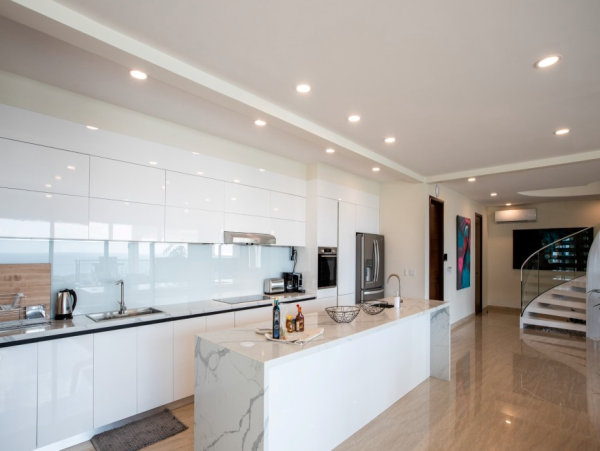 Luxury Oceanfront Villa in Indigo Bay, St. Maarten - Your Dream Getaway